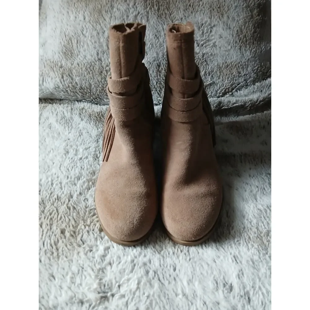 Koolaburra by UGG Kenz Suede Ankle Boots Size 9 Brown Tassel Cozy Shearling